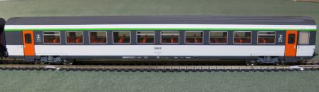 Roco 45733 - SNCF Corail B10tu